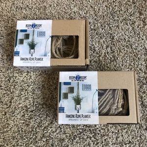 Hanging rope planters